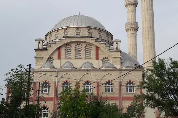Çardaktepe Merkez Cami