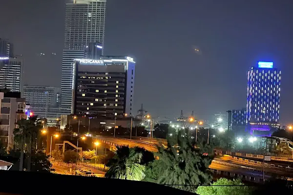 MaxxMarine Hotel
