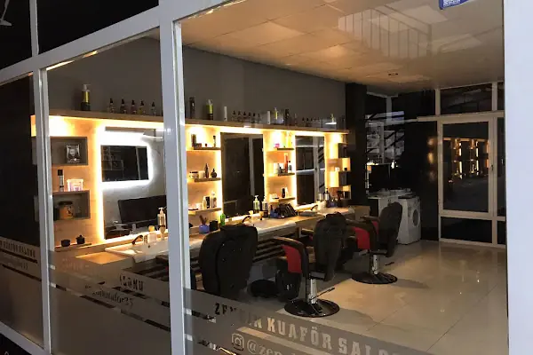 Saloon Zengin