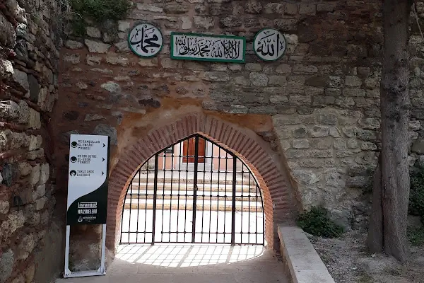 Ahmed-ül Ensari Türbesi