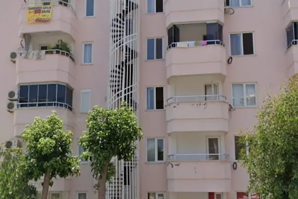 Till Apart Otel