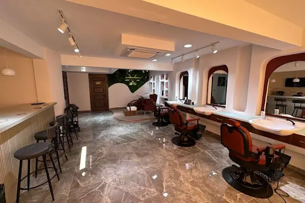 Erkek Kuaförü İlyas Ünver -Alanya Hairdesigner