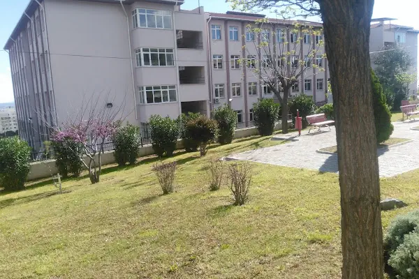 Bayraklı Ali Osman Konakçı Mesleki ve Teknik Anadolu Lisesi