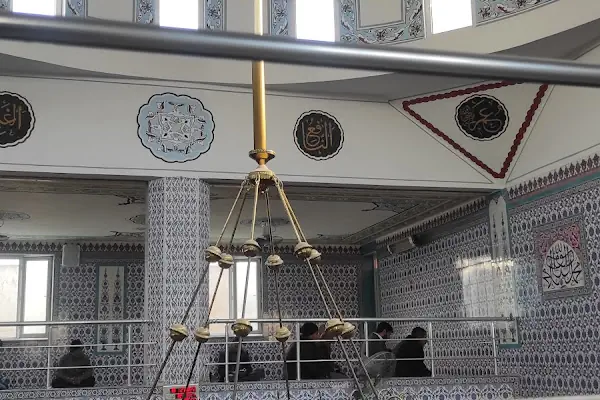 Mimar Ayhan Dayı Cami
