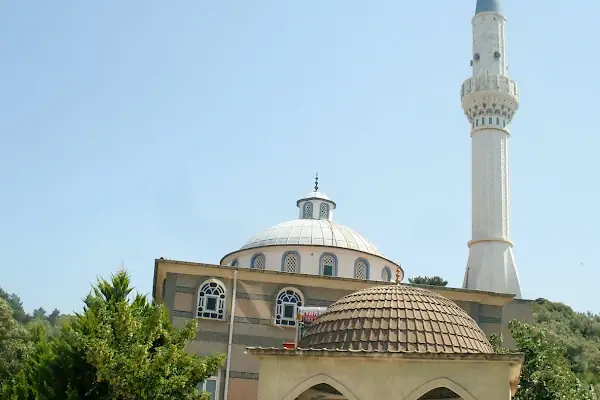 Cumhuriyet Camii