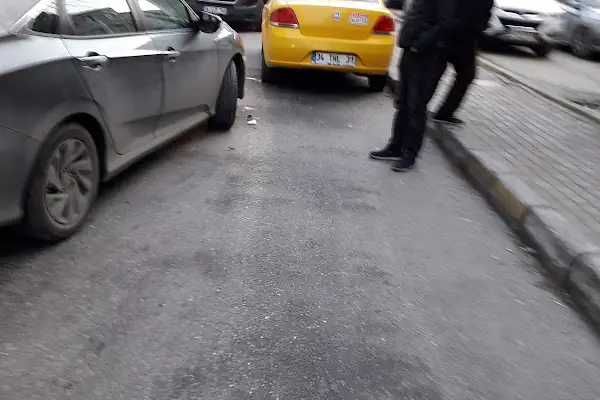 Hür Taksi