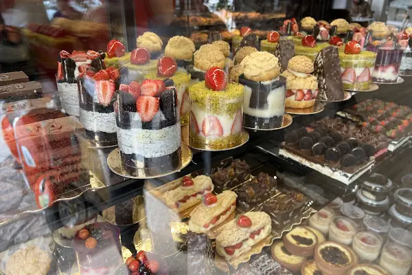 Zeugma baklava &amp; cafe patisseria