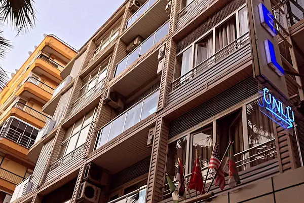 Otel Ünlü Aydın