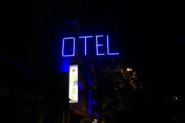 Yeni Yıldız Otel