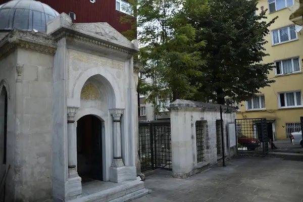 Sadrazam Ahmet Cevatpaşa Türbesi