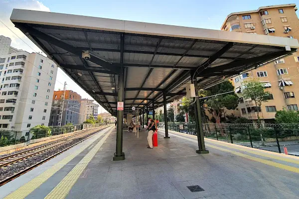 Suadiye Tren İstasyonu