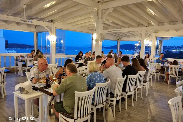 ANNALIVIA RESTAURANT GUMBET
