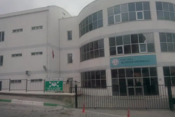 Ali Kütük Ortaokulu