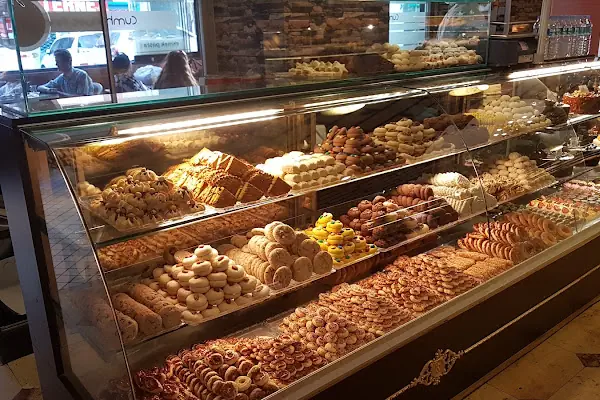 Cumhuriyet Ekmek Ve Pasta Fırını