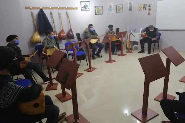 Aliye Fişenk Sanat Akademisi