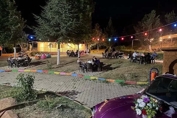 DÜŞLER ŞELALESİ