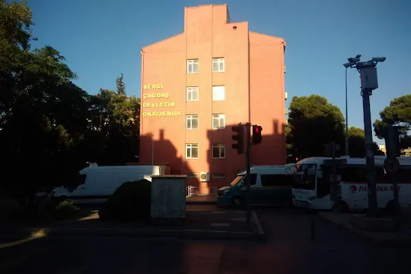 Karşıyaka Vergi Dairesi