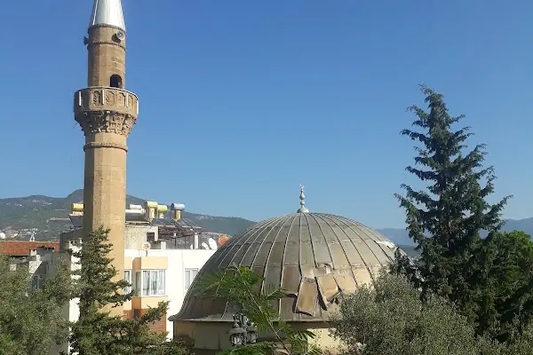 Alaaddinoğlu Camii