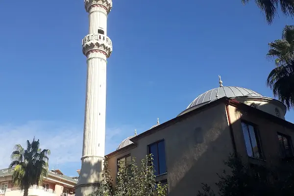 Bostancı Cami