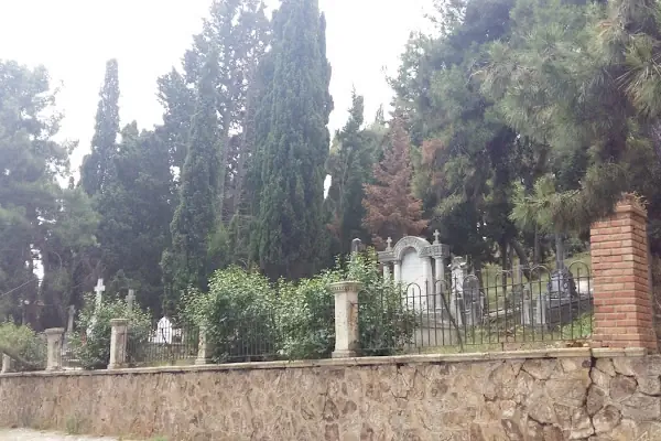 Büyükada Mezarlığı
