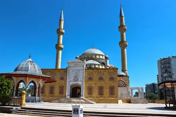 Ramazanoğlu Cami