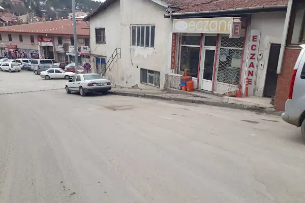 Çalışkan Eczanesi