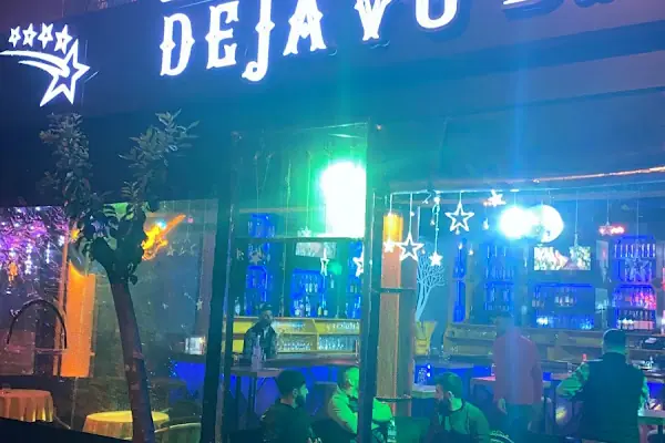 Dejavu cafe bar