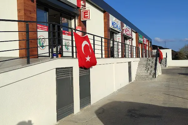 Müberra Eczanesi
