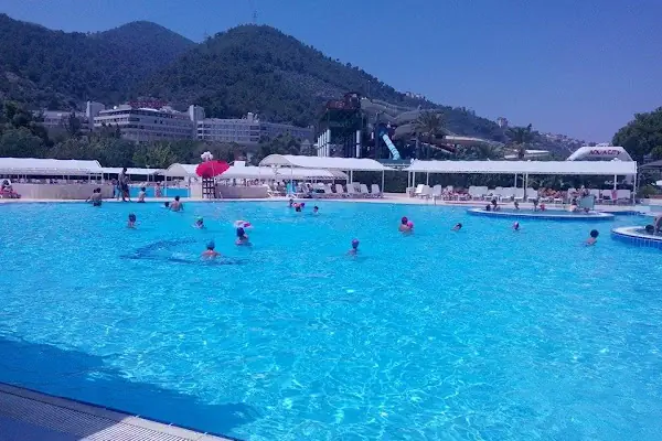 İzmir Yaz Okulu
