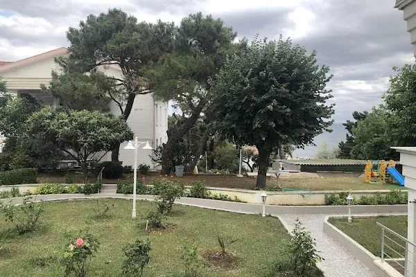 Kınalıada Mehmetçik İlköğretim Okulu