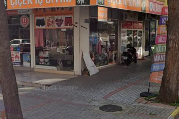 Çiçek İç Giyim