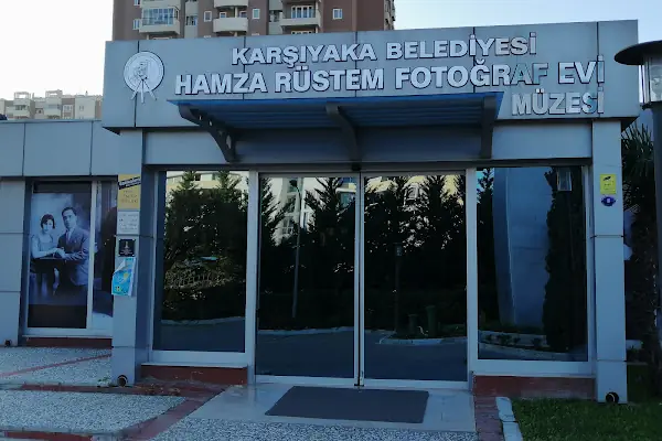 Karşıyaka Belediyesi Hamza Rüstem Fotoğraf Evi