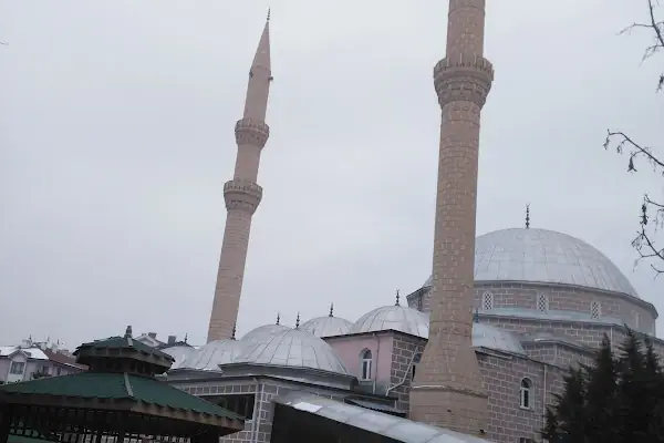 Tevhid Cami