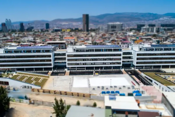 MEV Koleji Özel İzmir Bornova Okulları