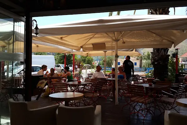 Cafe Anne