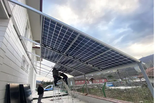 ÜCRETSİZ ELEKTRİKLİ ARAÇ ŞARJ İSTASYONU