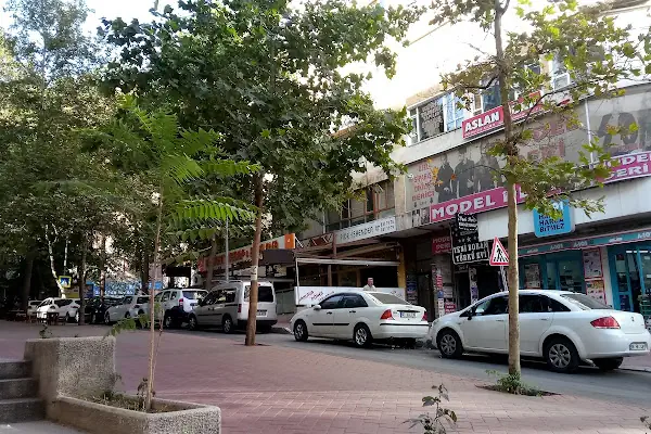 İZYÖN MODA EVİ