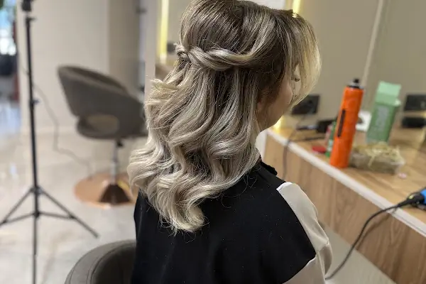 Salon büşra bayan kuaförü