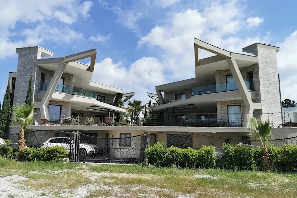 Retron Residence