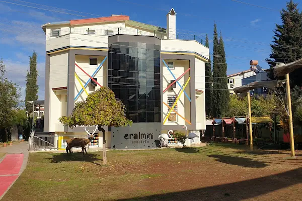 Eral Okulları