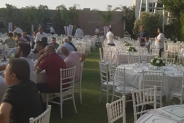 Biyer Event & Performance Hall