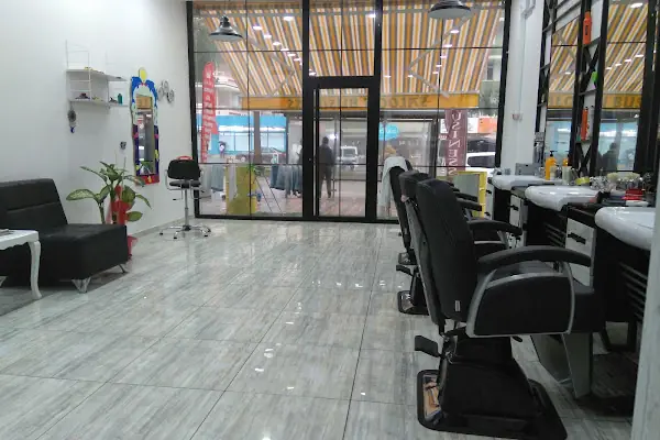 Saloon Muzaffer Kaya
