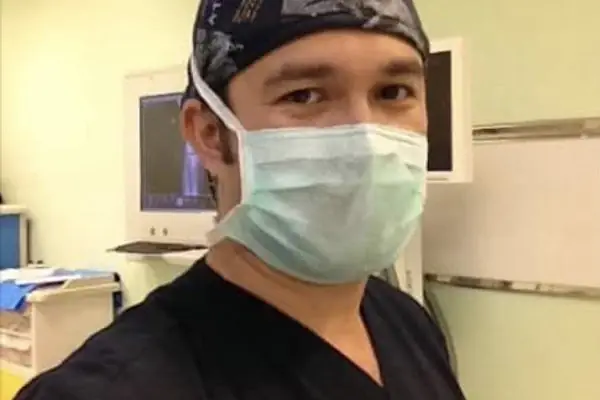 Op. Dr. Merdan Artuç