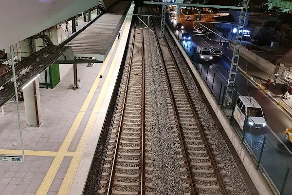 MARMARAY KÜÇÜKÇEKMECE TREN İSTASYONU