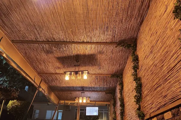 Alanya Vanillart Waffle &amp; Cafe