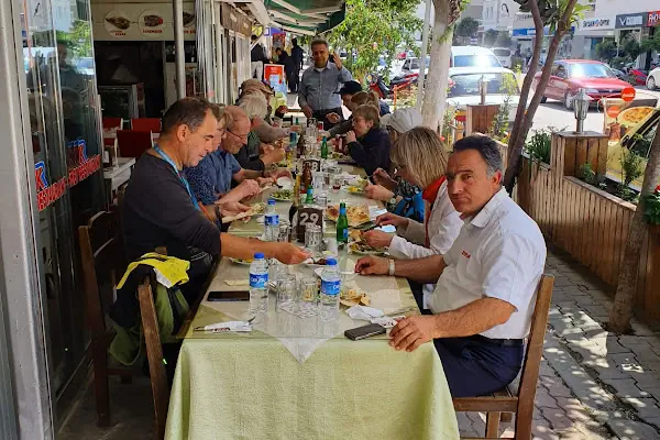 DEMRE KISMET RESTAURANT KEBAP SALONU KEBAPÇI DEMRE IZGARA KEBAP YEMEK BALIK DÖNER NEREDE YENİR
