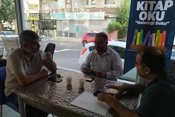Nizip Kitap Kahve
