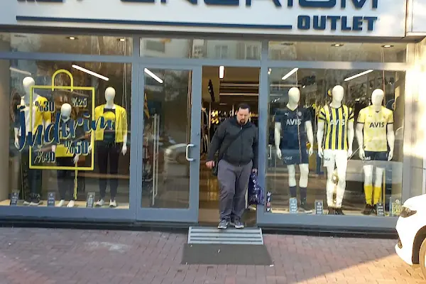 İçerenköy Fenerium Outlet