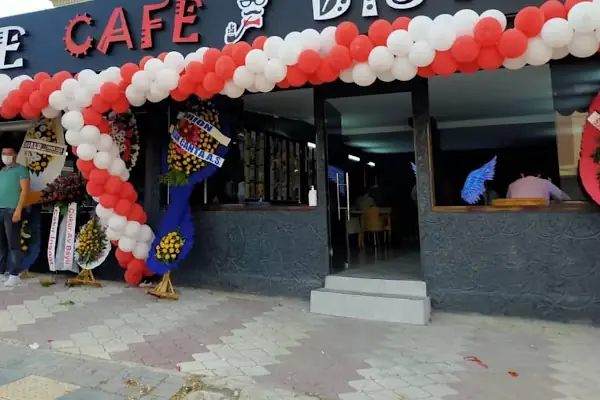 bow tie cafe bistro