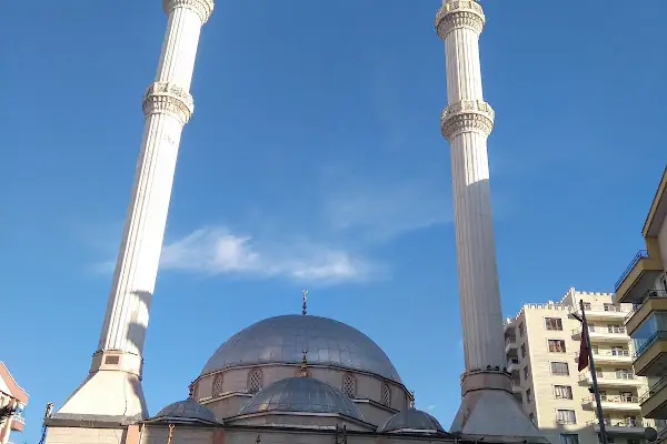 Yakacık Cami